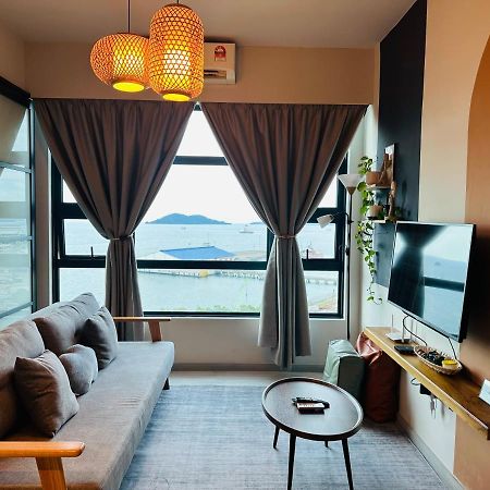 Jesselton Quay - Suite 1 By Staycation Suites Kk Kota Kinabalu Exteriér fotografie